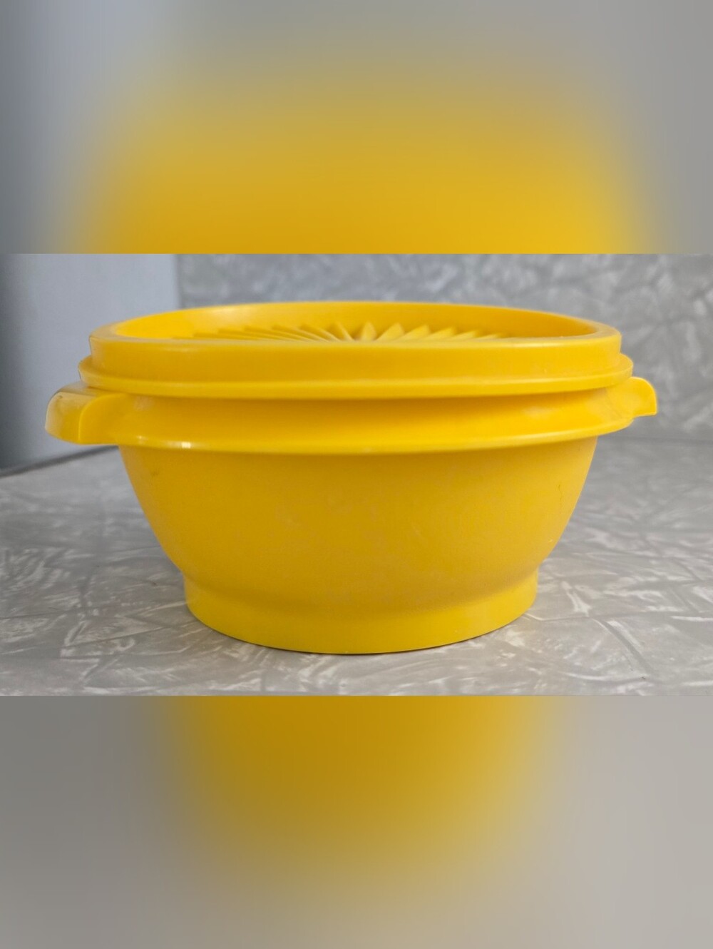Vintage Tupperware Servalier Bowls Yellow Set Of 2 1323-8
